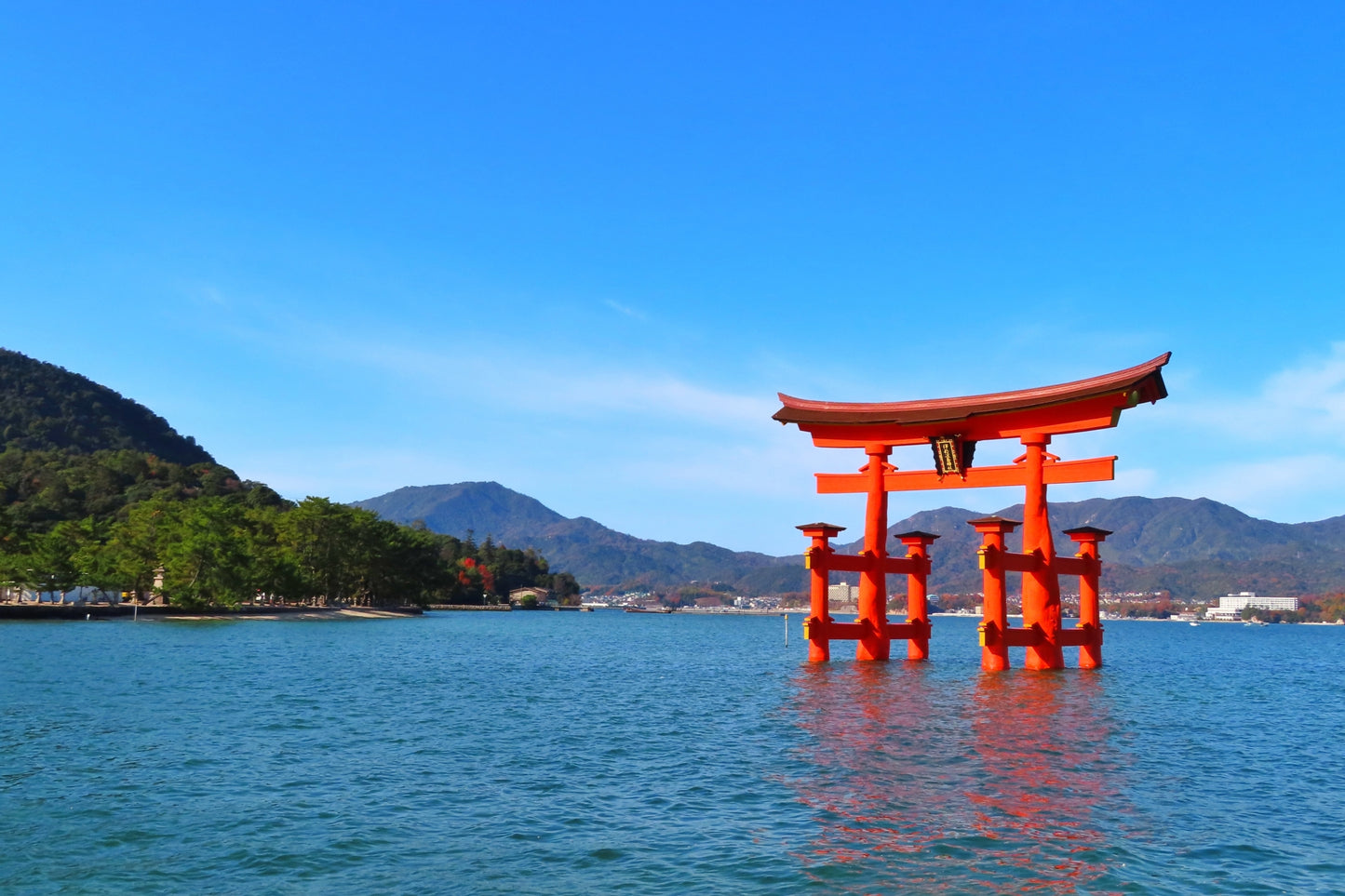 Hiroshima Custom Private Shore Excursion: World Heritage Sites, Peace Memorials & Historic Gardens