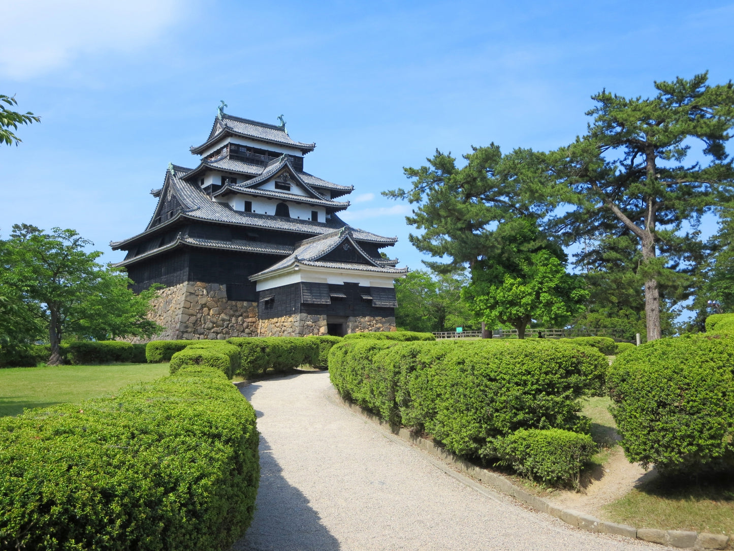 Sakaiminato Custom Private Shore Excursion: Samurai Heritage, Natural Wonders & Local Folklore